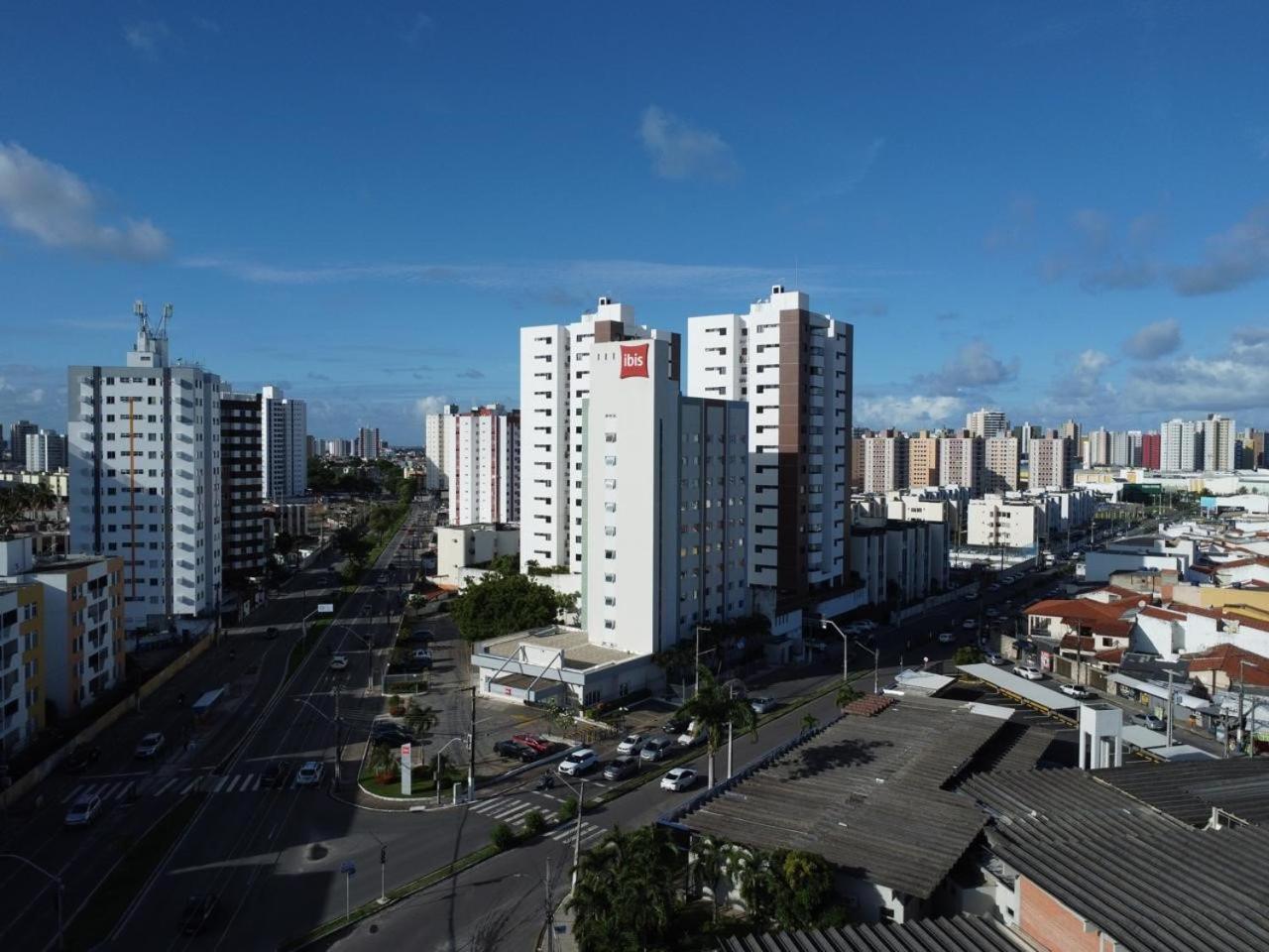 Hotel Ibis Aracajú Exterior foto